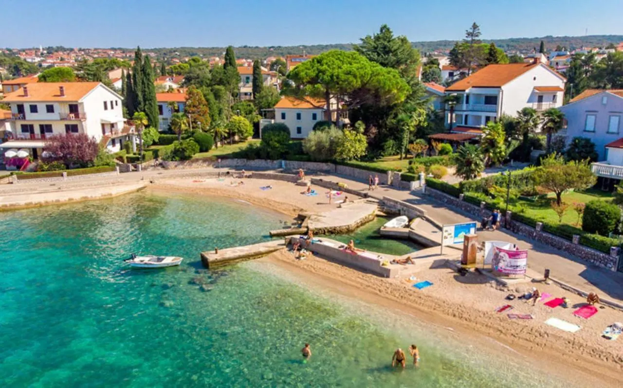 Apartments White & Green In Malinska 0*,  Croatia